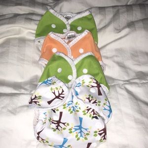 Thirsties cloth diaper covers size one (6-18lbs).